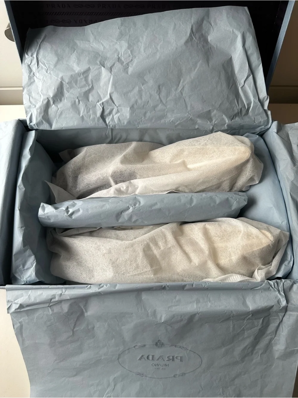 Prada Runway Antiqued Leather Pumps Size 38 NWT
